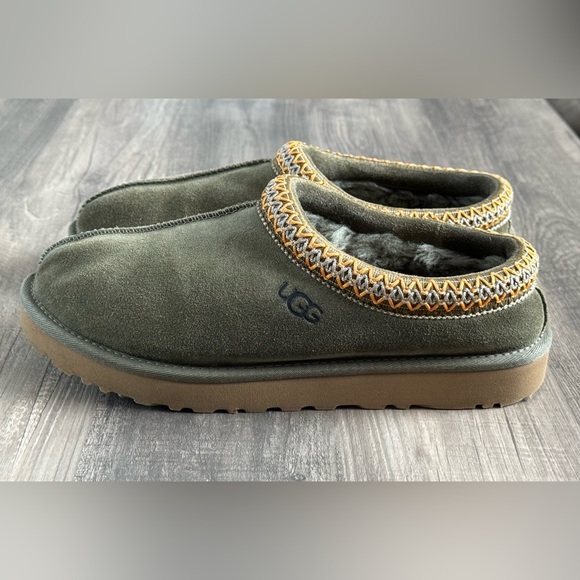 Ugg Tasman Slippers Burnt Olive Size 9 EUC! - Picture 6 of 16